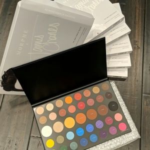 Morphe X James Charles Palette
